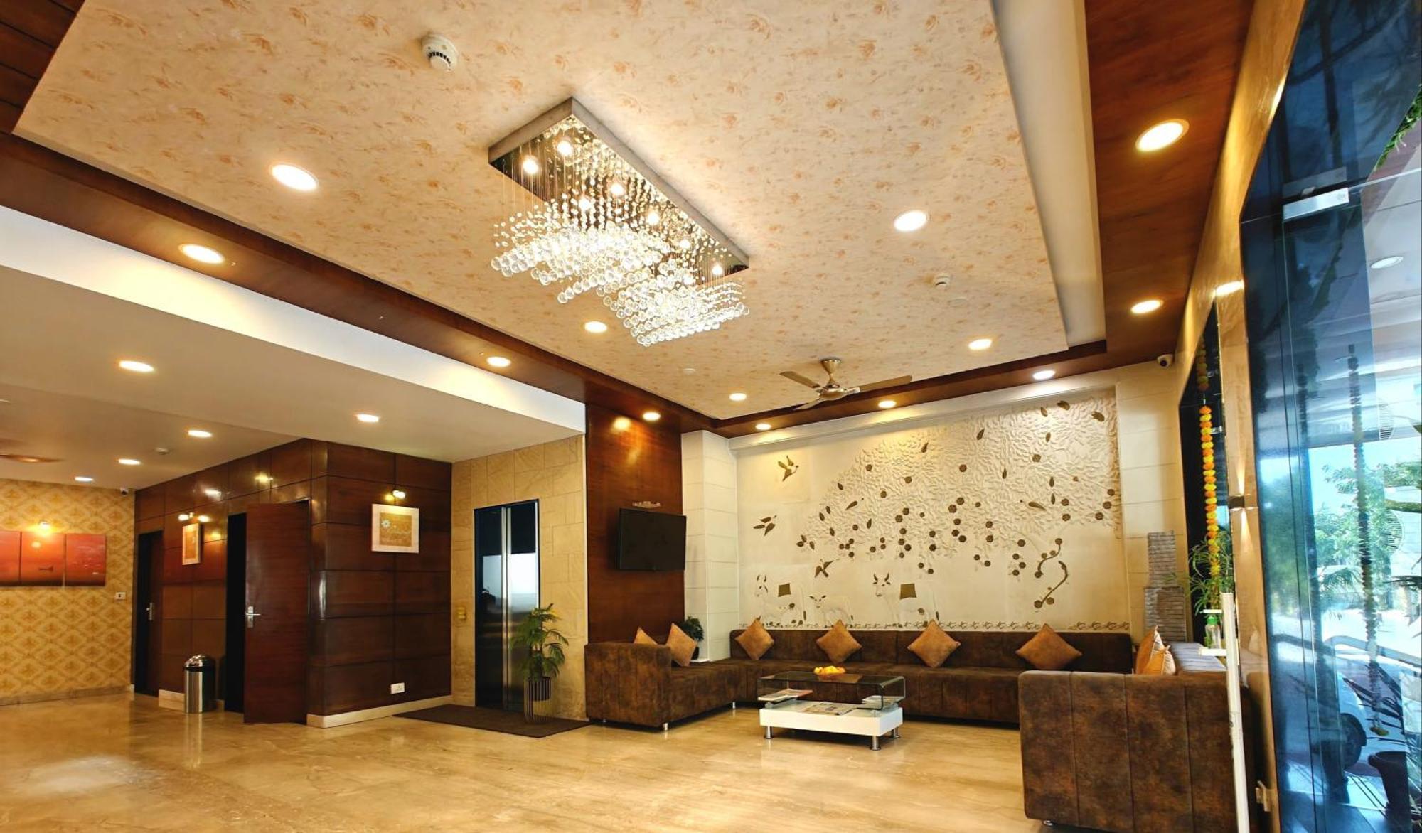 Opulence Inn - 500 Meters From Railway Station Udaipur Exterior photo